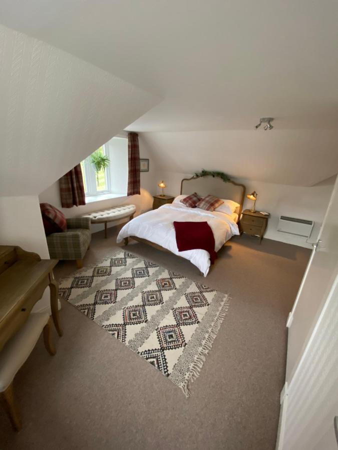 The Rannoch Nest, Kinloch Rannoch Apartment Exterior photo